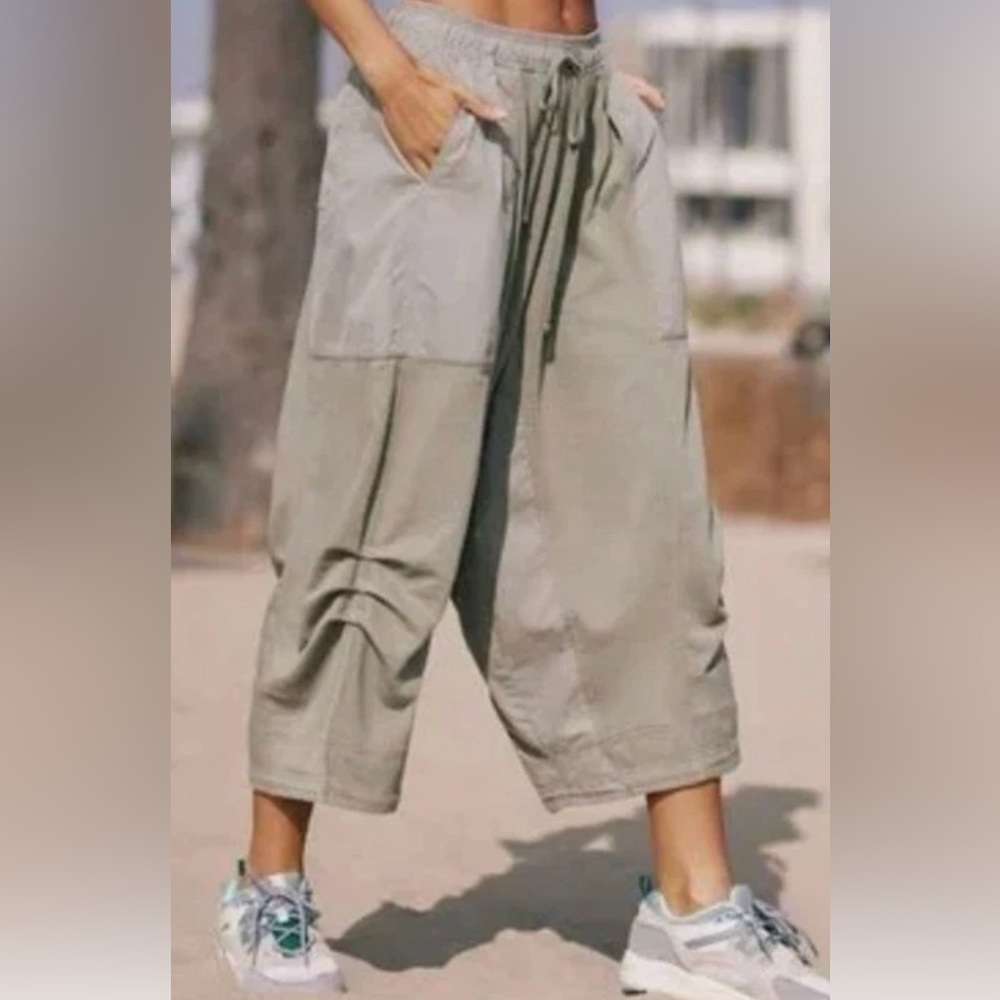 Anthropologie Pants medium Womens Daily Practice Parachute Style Crop Green - Picture 10 of 10